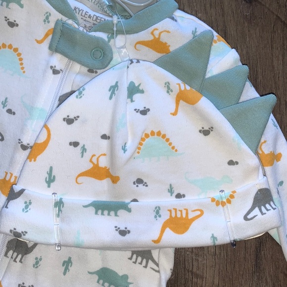 KYLE & DEENA BABY ONSIE & PAJAMA SET NWT - Picture 3 of 9